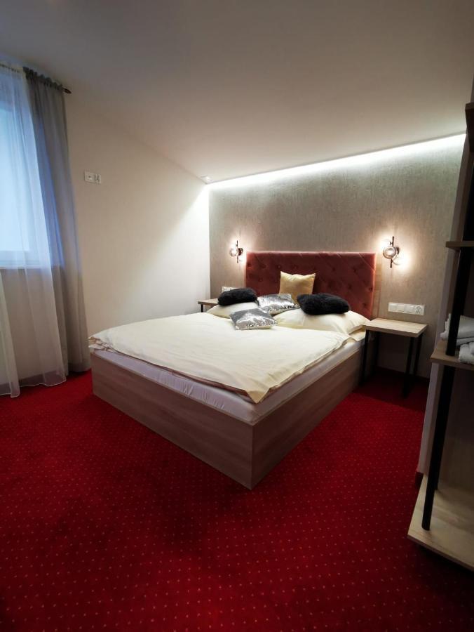 Noclegi Pod Borem Kepno Buitenkant foto